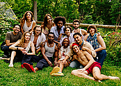 Filename=2025_hunterabrams_samlee_vogue_010.jpg
Filesize=1429KiB
Dimensions=1440x1028
Date added=Jul 23, 2025 2025_hunterabrams_samlee_vogue_010.jpg