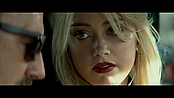 3daystokill_theatrical_0115.jpg