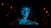 3daystokill_theatrical_0542.jpg