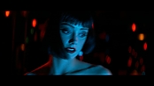 3daystokill_theatrical_0543.jpg