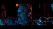 3daystokill_theatrical_0661.jpg