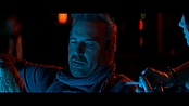 3daystokill_theatrical_0667.jpg