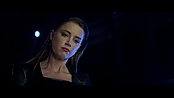 3daystokill_theatrical_1016.jpg
