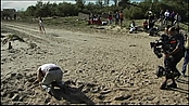 Filename=andsoonthedarkness_directorsvideodiary_3684.jpg
Filesize=135KiB
Dimensions=852x480
Date added=Jan 15, 2023 andsoonthedarkness_directorsvideodiary_3684.jpg
