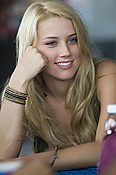 neverbackdown_stills_006.jpg