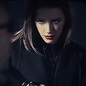 3daystokill_stills_014.jpg
